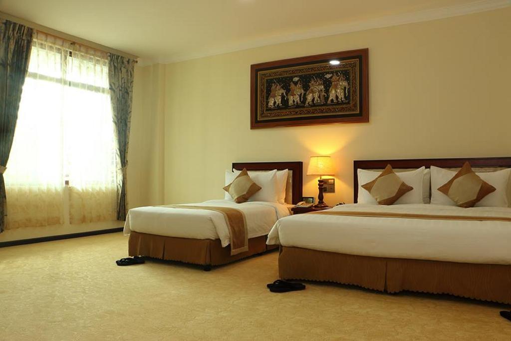 Victoria Palace Hotel Mandalay Esterno foto