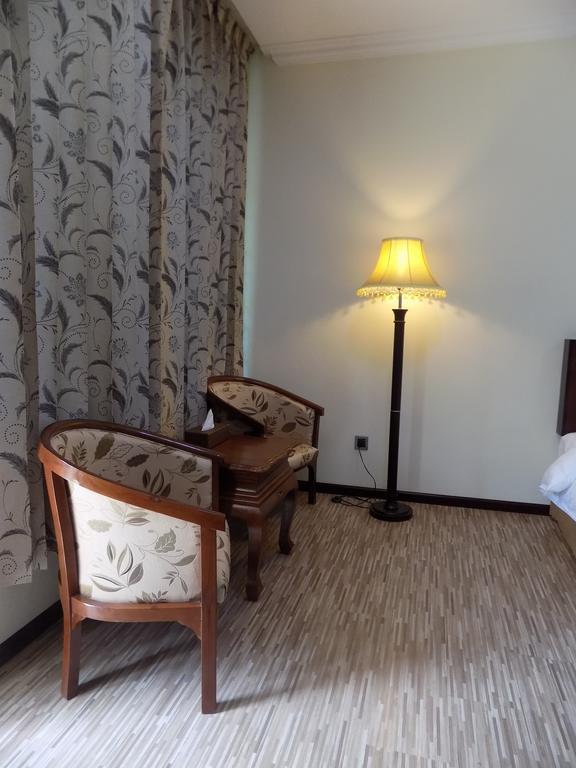 Victoria Palace Hotel Mandalay Esterno foto