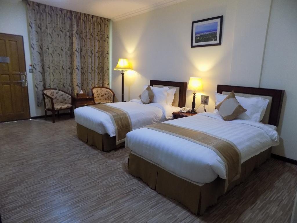 Victoria Palace Hotel Mandalay Esterno foto
